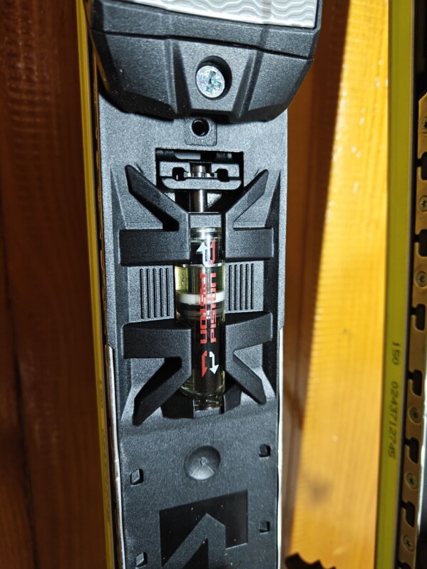 NOVÉ LYŽE VOLKL RACETIGER SL WORLDCUP JR FIS 150CM --MODEL 2025--